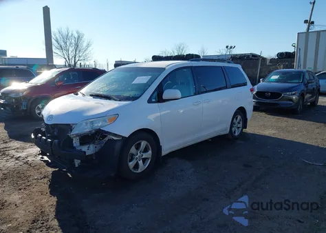 2013 Toyota Sienna Le V6 8 Passenger из США, поврежденный, VIN 5TDKK3DC4DS335841